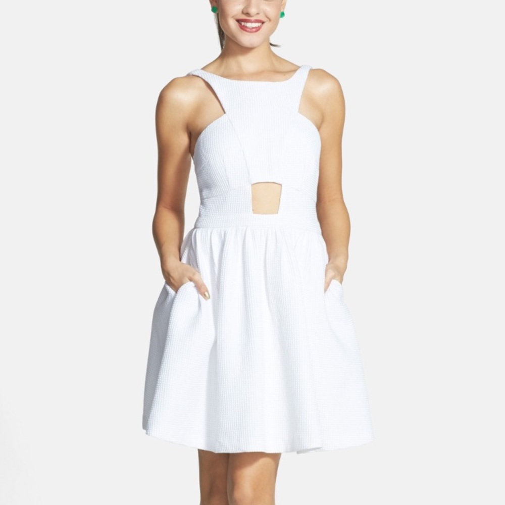 A.drea Textured White Cutout Dress With Pockets‎